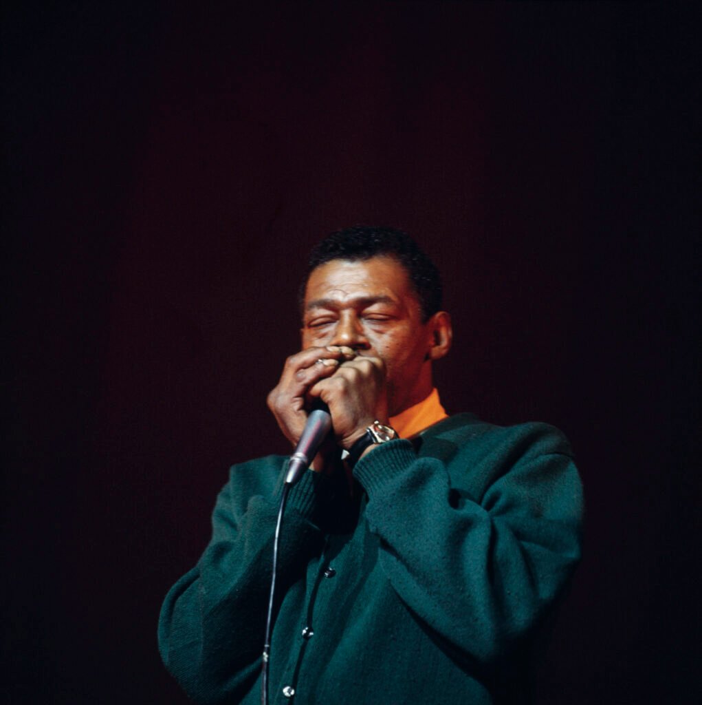 Little Walter History of the harmonica